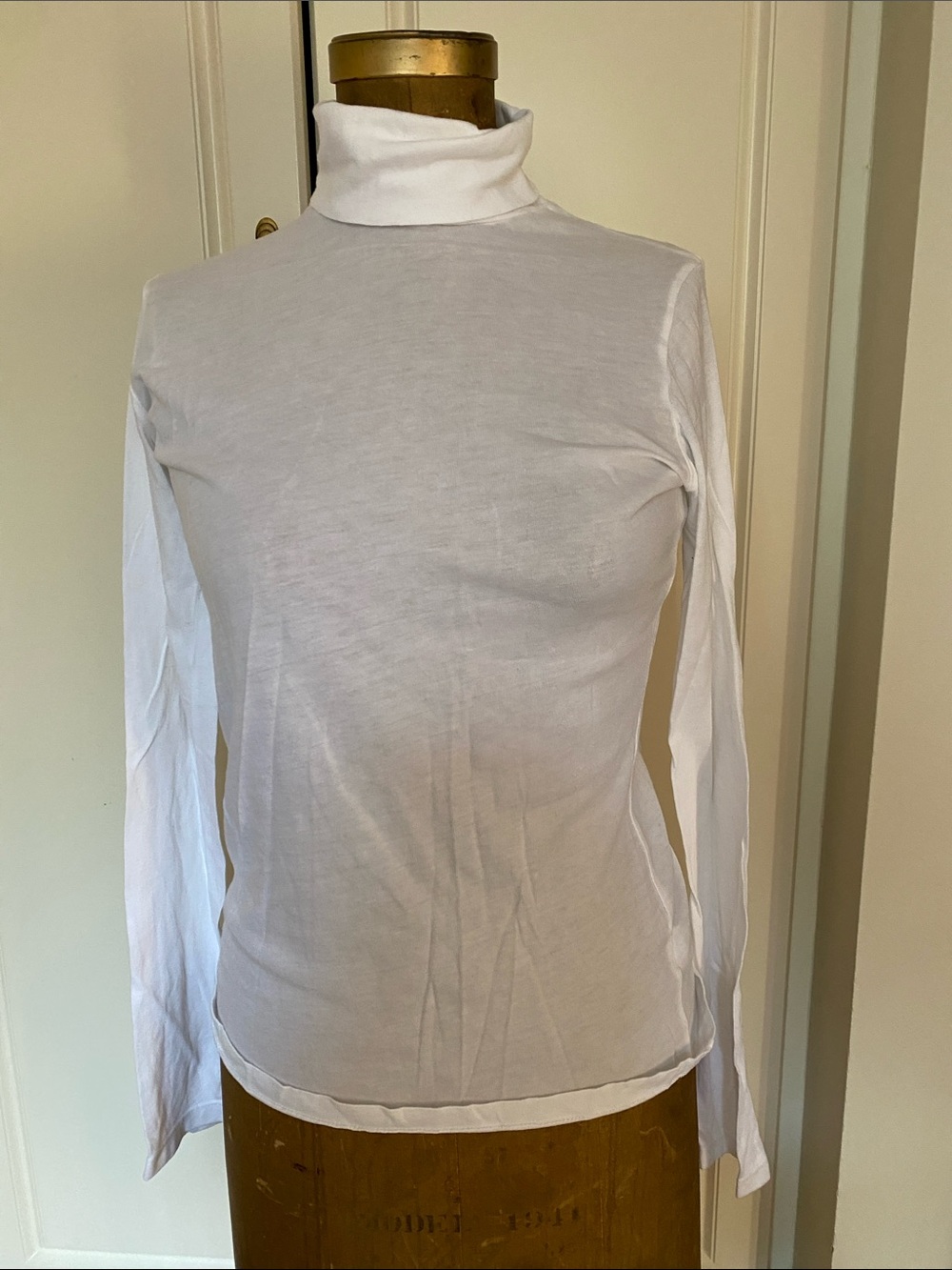 Juicy Couture White Lightweight Long-Sleeve Turtleneck